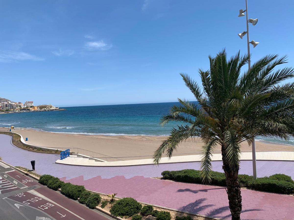 Apartamento De Lujo En Primera Linea De Playa Μπένιντορμ Εξωτερικό φωτογραφία