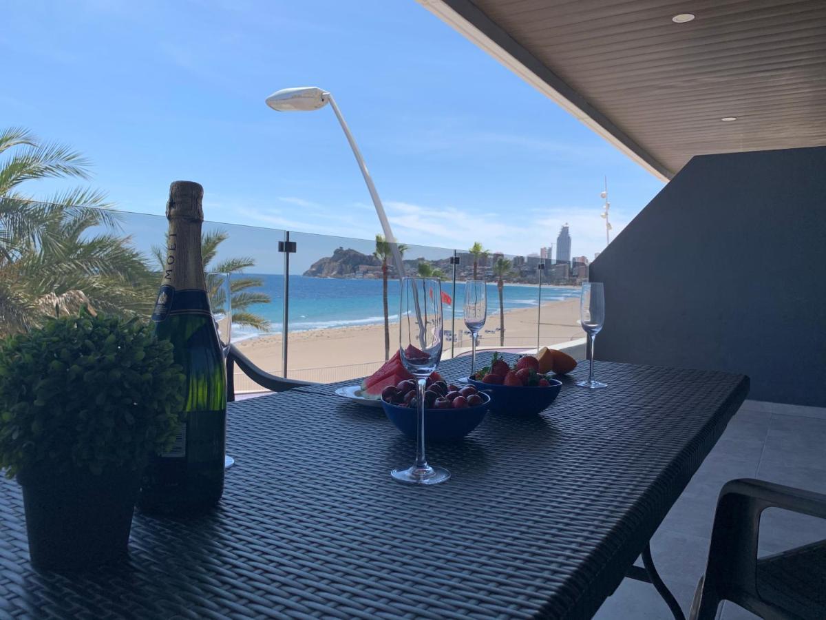 Apartamento De Lujo En Primera Linea De Playa Μπένιντορμ Εξωτερικό φωτογραφία