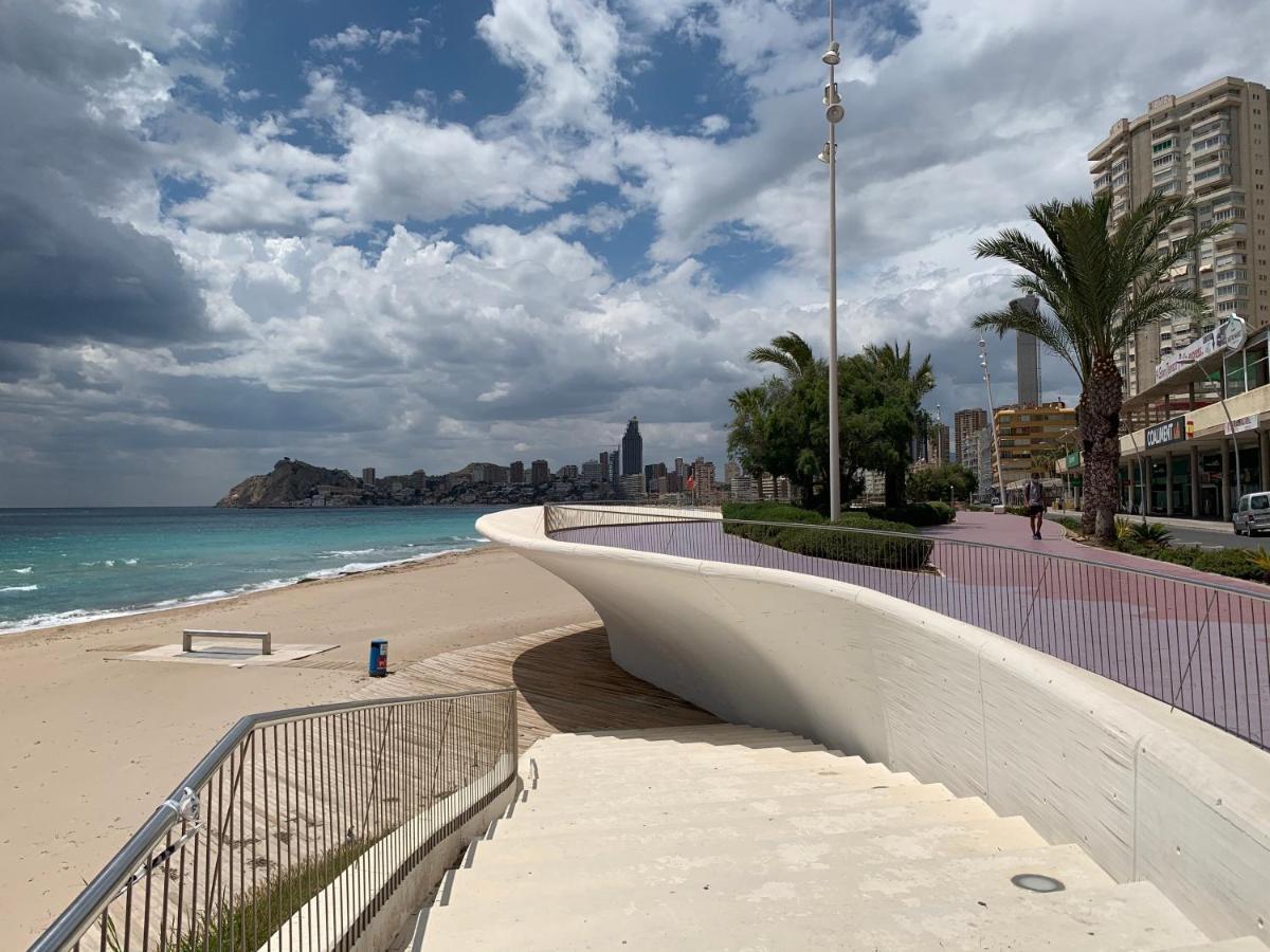Apartamento De Lujo En Primera Linea De Playa Μπένιντορμ Εξωτερικό φωτογραφία